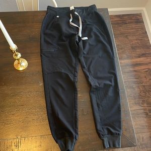 Black Zamora Figs Joggers XS